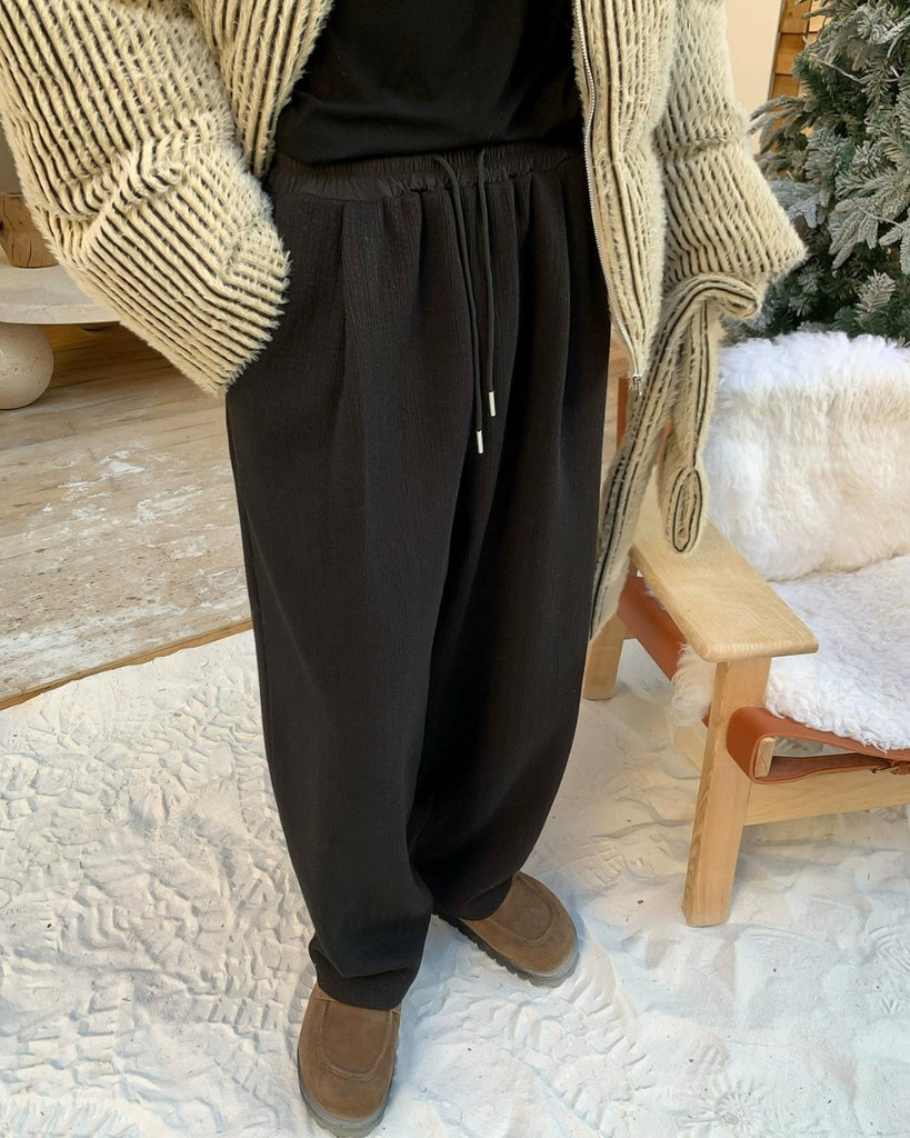Classic Straight Sweatpants BKC0226 - KBQUNQ｜ファッション通販
