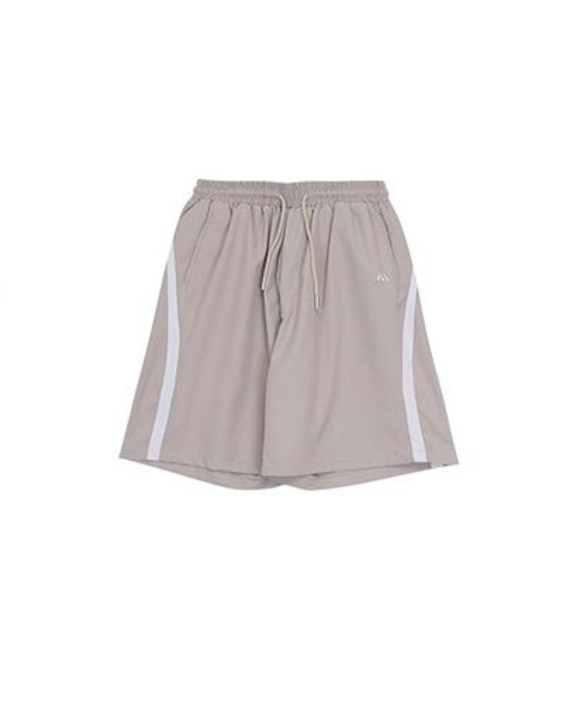 Half Zip Pullover & Line Wide Shorts HUD0057 - KBQUNQ｜韓国メンズファッション通販サイト