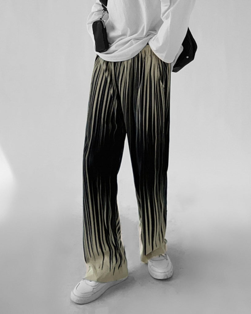 Korean Velour Pleated Pants VCH0106 - KBQUNQ｜韓国メンズファッション通販サイト