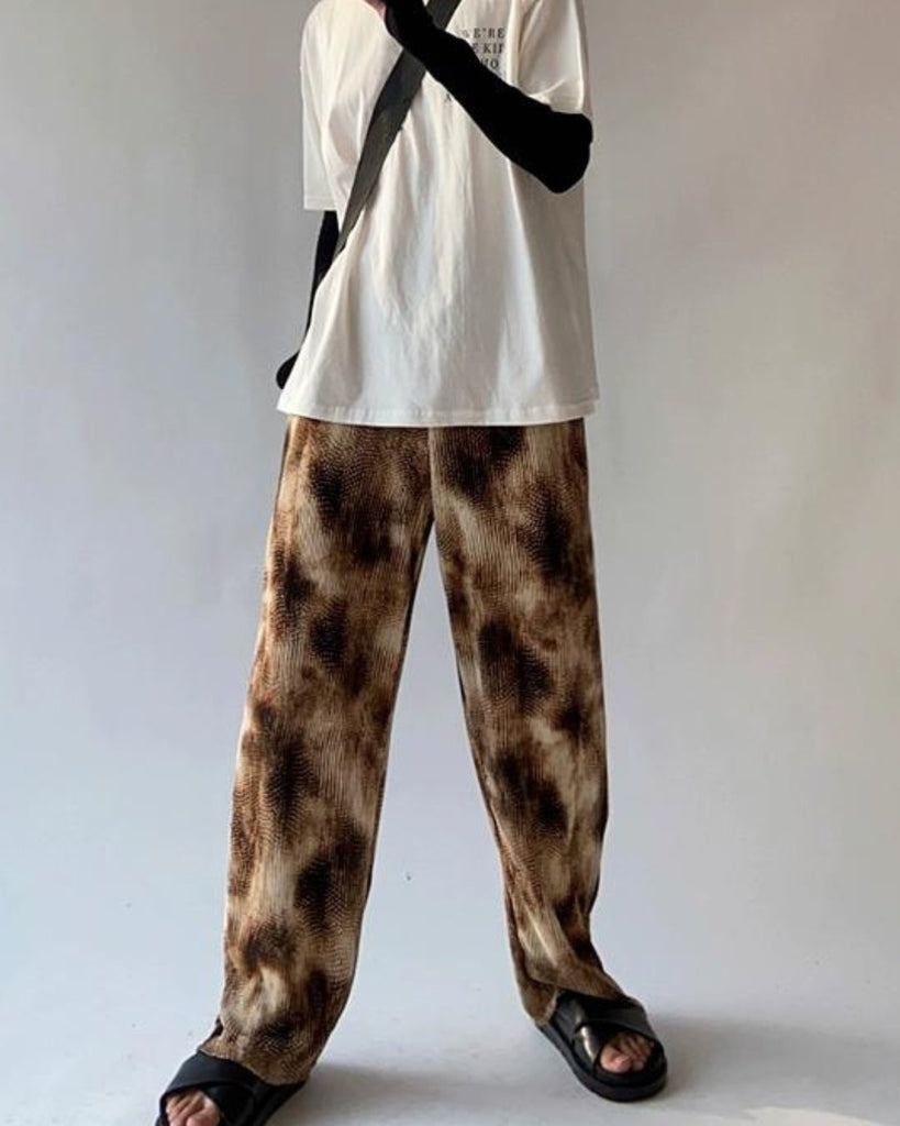 Tie-Dye Loose Casual Pants VCH0110 - KBQUNQ｜韓国メンズファッション通販サイト
