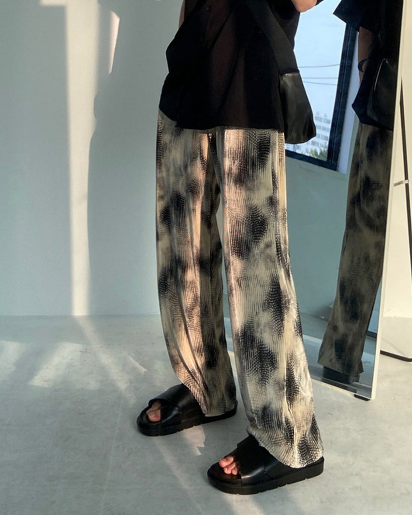 Tie-Dye Loose Casual Pants VCH0110 - KBQUNQ｜韓国メンズファッション通販サイト