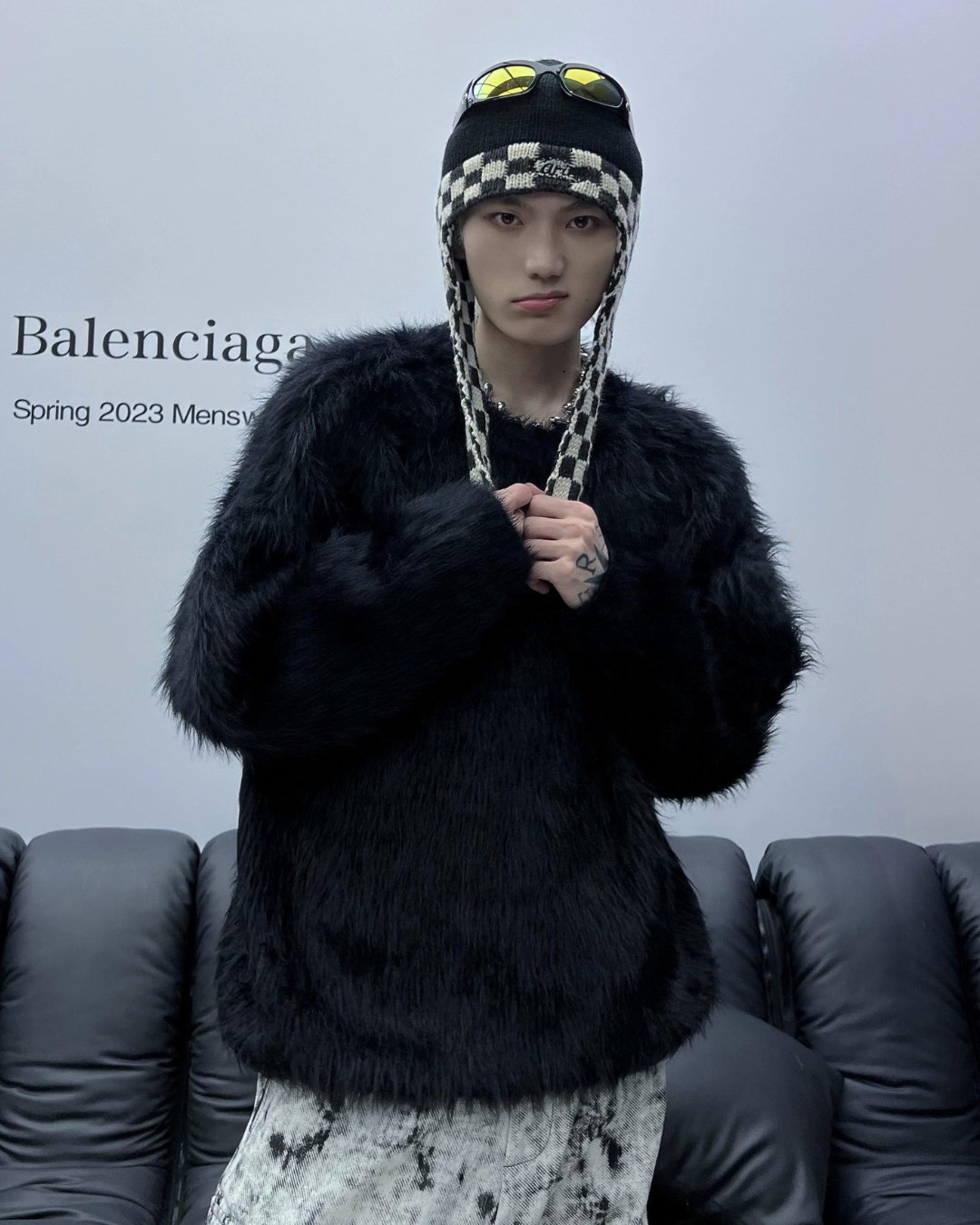 Volume Shaggy Knit SLW0005 – KBQUNQ｜ファッション通販 